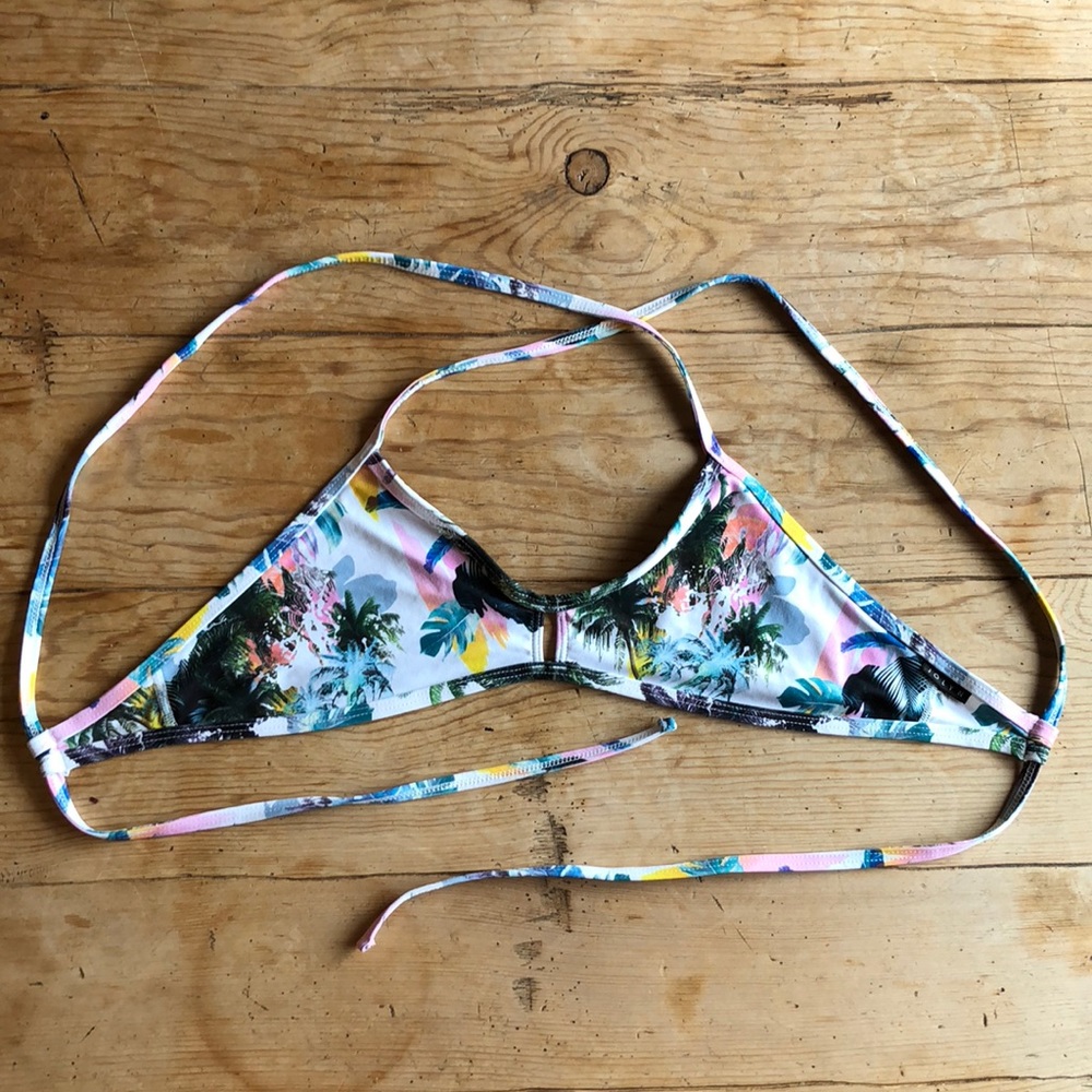 Jolyn Vent Top